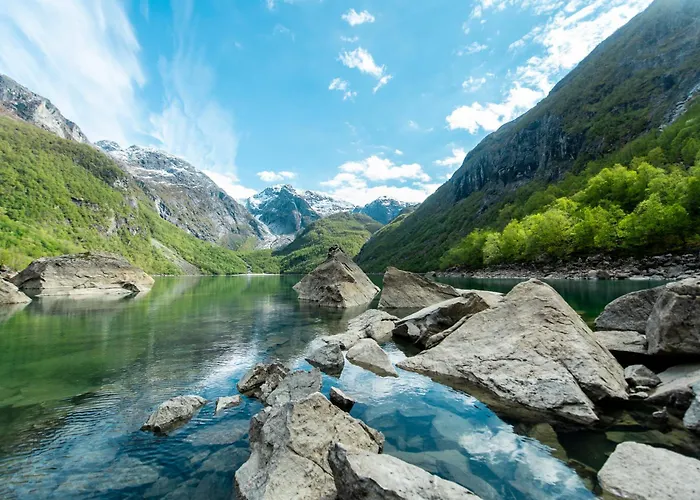 Central Stay Odda * Odda